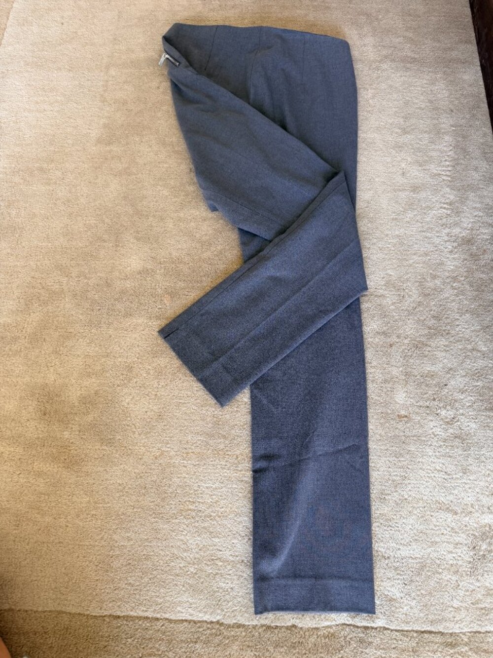 Amanda + Chelsea Gray Tailored Ankle Pants Size 4 Side Zip Trousers